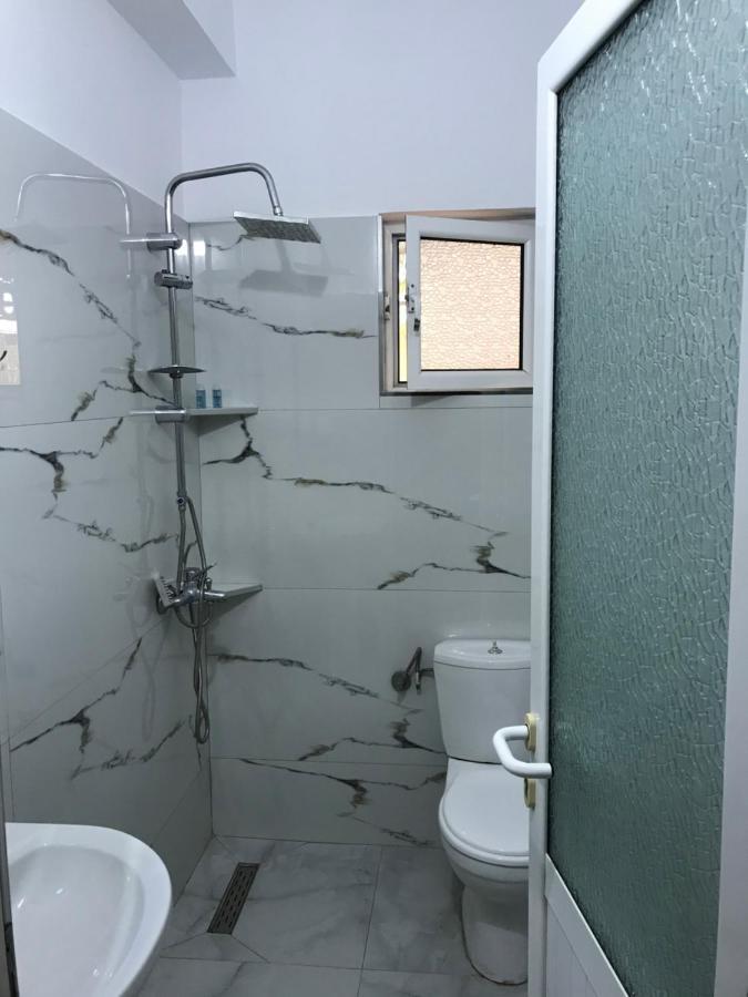 Apartament Roisin Sarandë Eksteriør billede