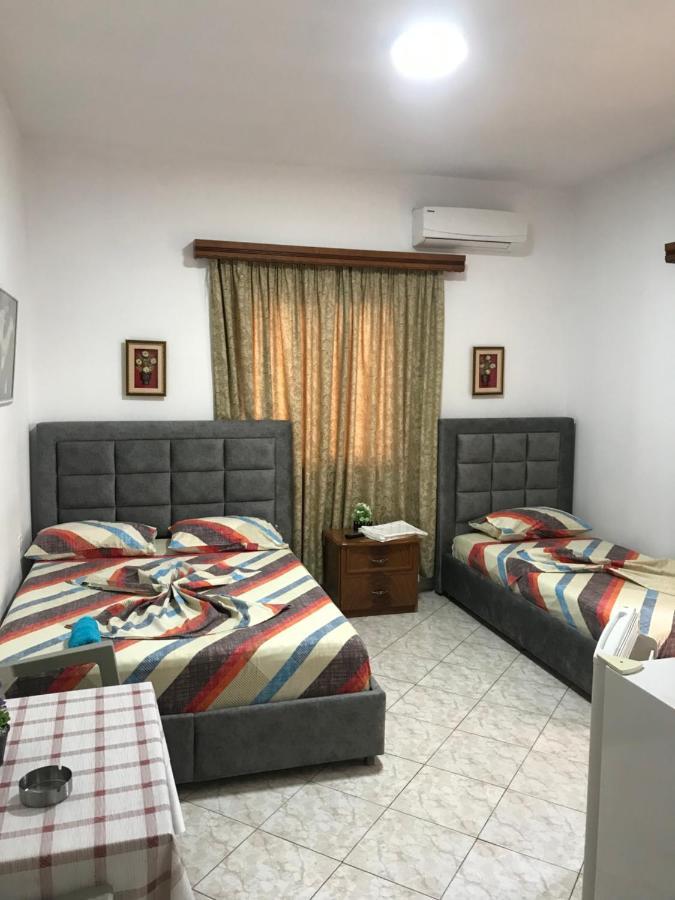 Apartament Roisin Sarandë Eksteriør billede